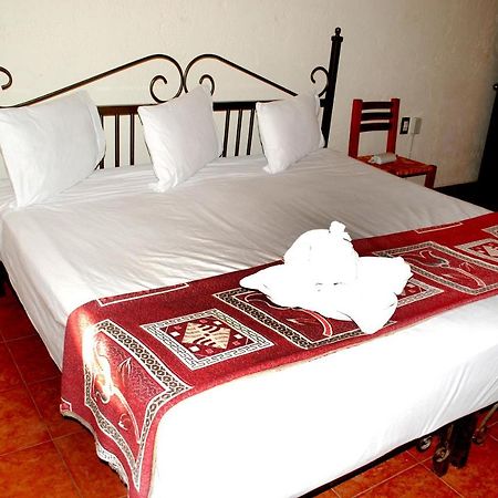 Hotel Maya 2012 Амакусак Экстерьер фото