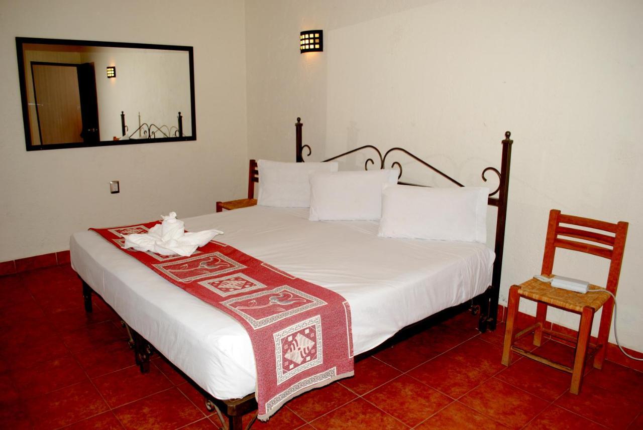 Hotel Maya 2012 Амакусак Экстерьер фото
