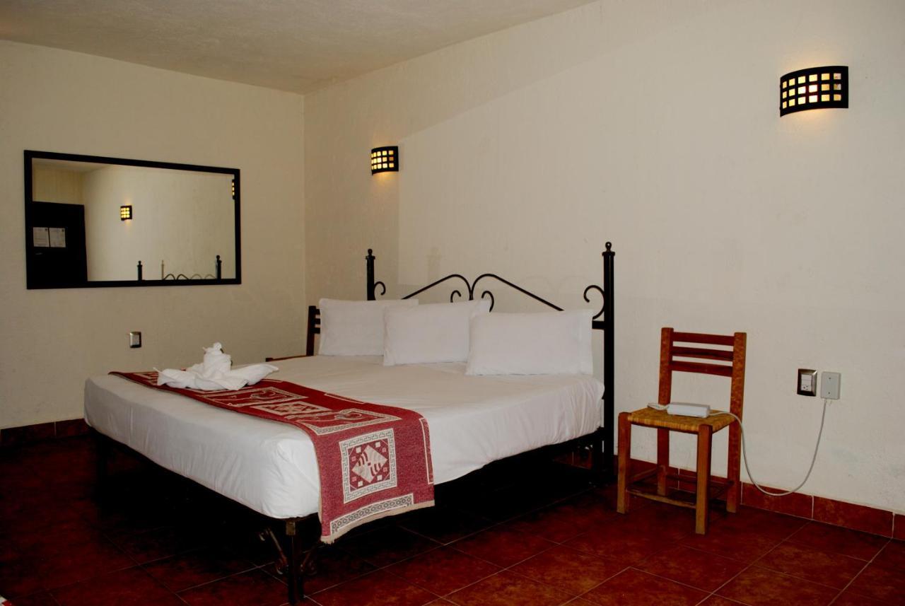 Hotel Maya 2012 Амакусак Экстерьер фото