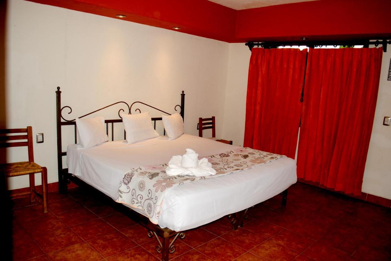 Hotel Maya 2012 Амакусак Экстерьер фото